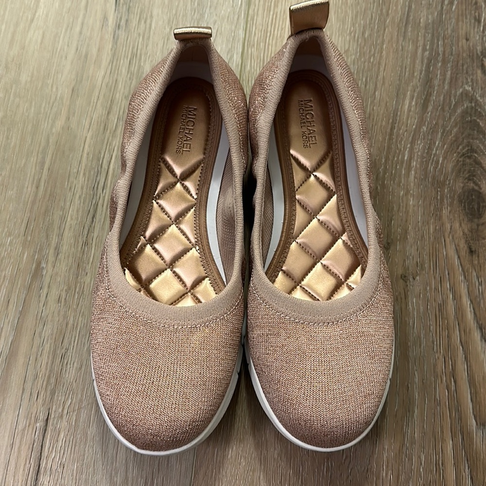 ☘️ ST. PADDY'S DAY SALE ☘️ Michael Kors rose gold sparkle slip ons